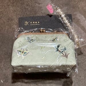 Embroidered Butterfly Pearl-Handle Clutch in Mint Green